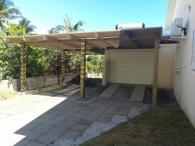 Caillebotis en bois Pergola à La Réunion